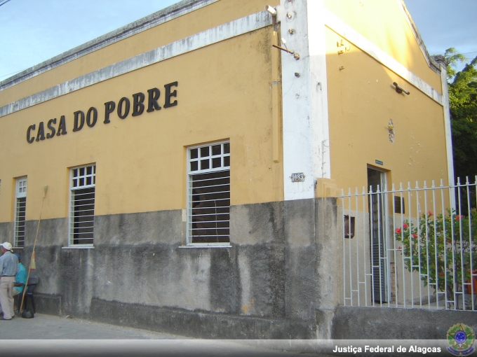 Jfal Justi A Federal Em Alagoas Doa Latas E Pacotes De Leite