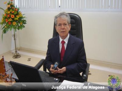 Imagem: Desembargador presidente, José Baptista presidiu a reunião