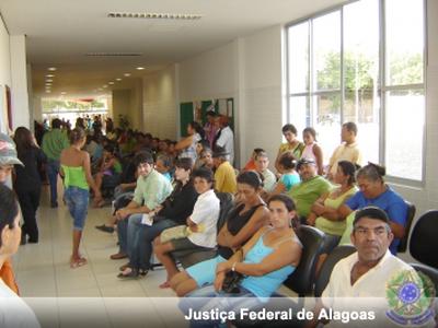 Imagem: Milhares de pessoas foram ao foro nos dias de mutirão