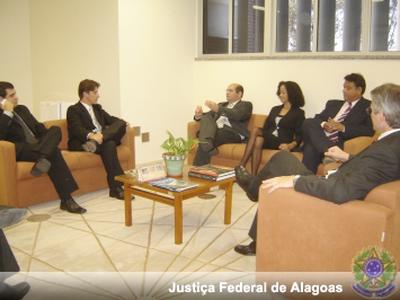 Imagem: Equipe da EMGEA e Caixa Econômica discute conciliações na Justiça Federal em Alagoas