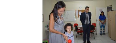 Imagem: Juiz Federal Aloysio Cavalcanti Lima durante visita a uma das instituições contempladas, Pestalozzi