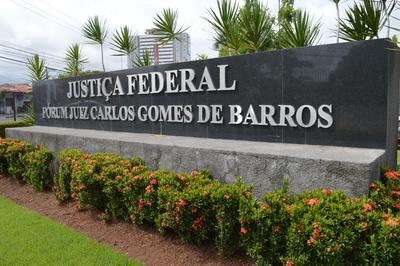Imagem: Fachada do edifício-sede da Justiça Federal em Alagoas