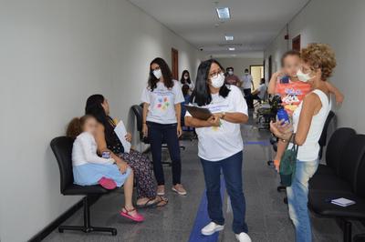 Imagem: Famílias foram atendidas durante todo o dia no trabalho de triagem na JFAL