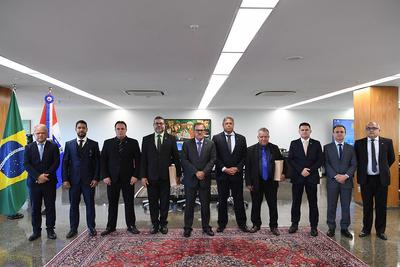 Imagem: Associação dos Agentes da Polícia Judicial homenagearam ministro Humberto Martins