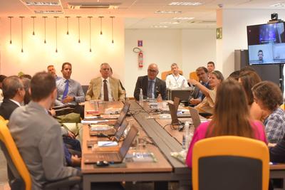Imagem: Presidente do TRF5 e diretor do Foro da JFPB participaram da abertura do evento