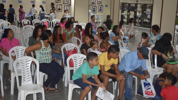 Imagem: Vários serviços sociais e de cidadania foram oferecidos à população na abertura da III Semana de Conciliação