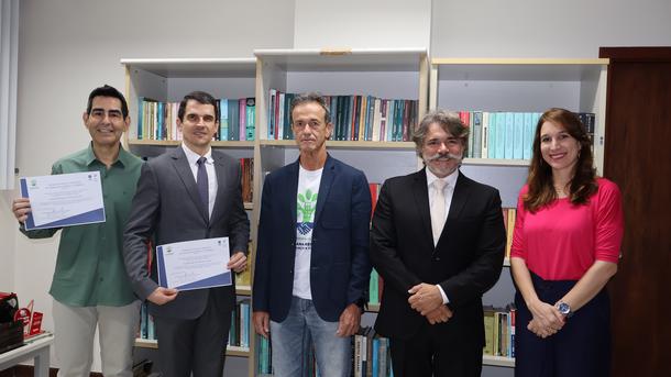 Imagem: Na esquerda para a direita, Helci Júnior, juiz Gustavo Mendonça, Inaldo Aguiar, juiz Rosmar Alencar e Elisa Carvalho