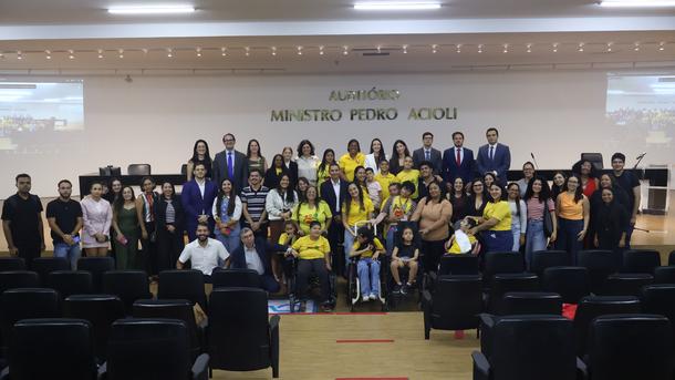Imagem: Etapa do Projeto Vozes reuniu juízes federais, estudantes, pesquisadores e mães de famílias de crianças com síndrome do Zika vírus